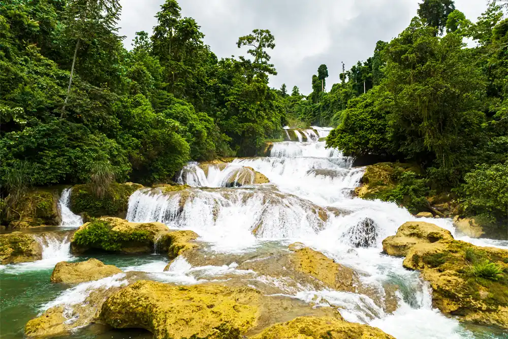 Aliwagwag Falls (Cateel)