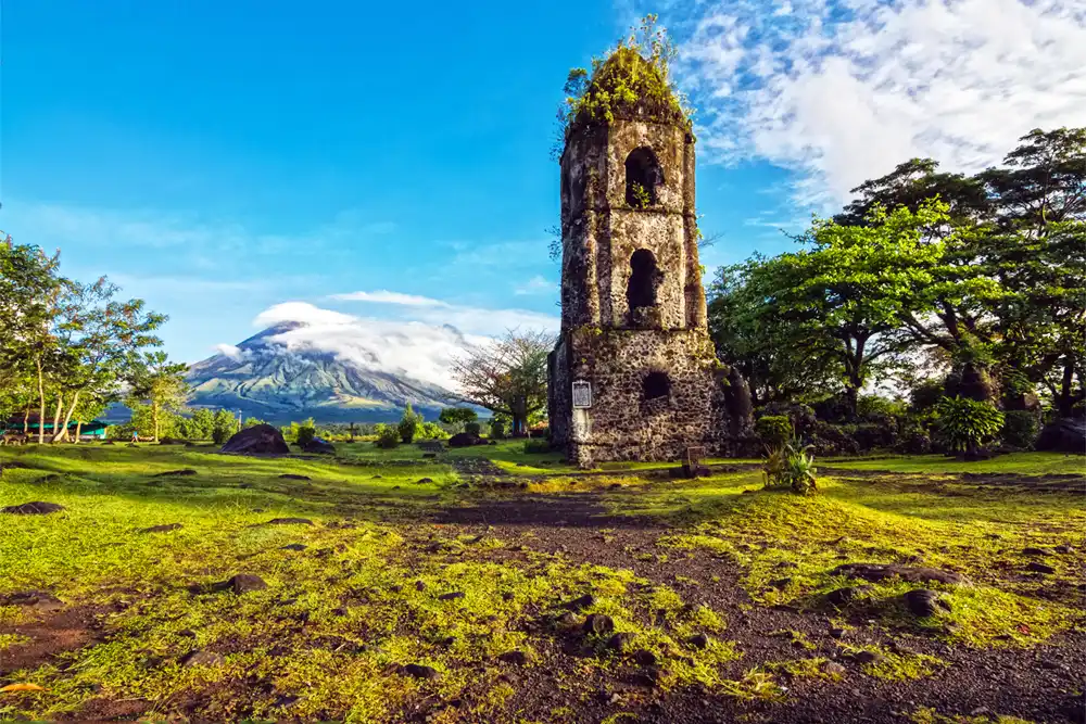 Cagsawa Ruins