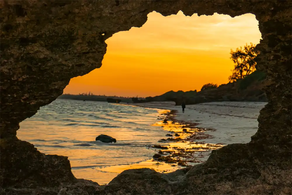 Divinubo Island