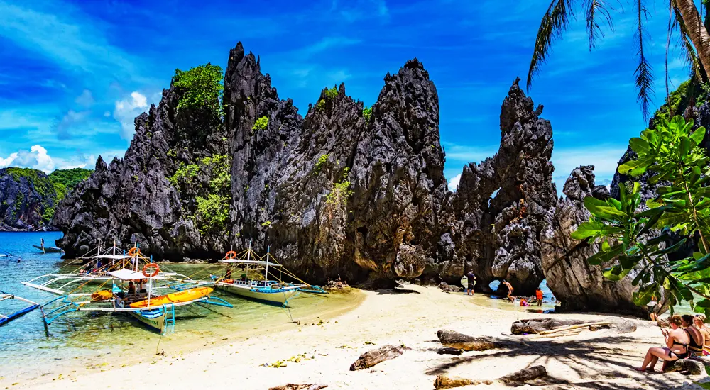 Duli Beach, El Nido