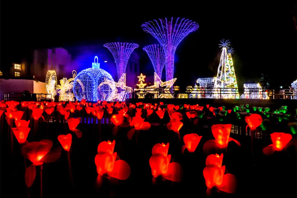 Filipinos Celebrate Christmas