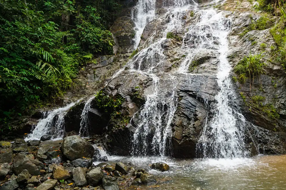 Kaputian Falls