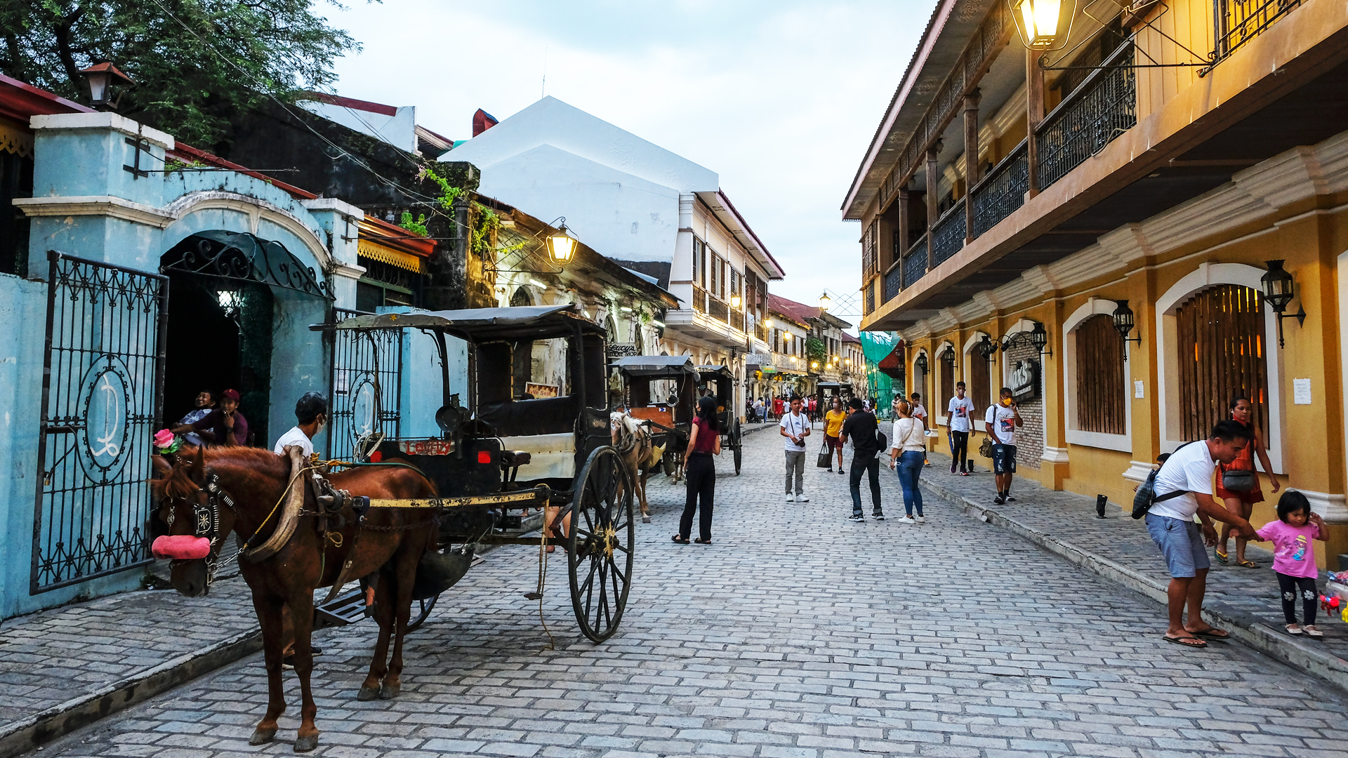 Explore the Old Town Vigan