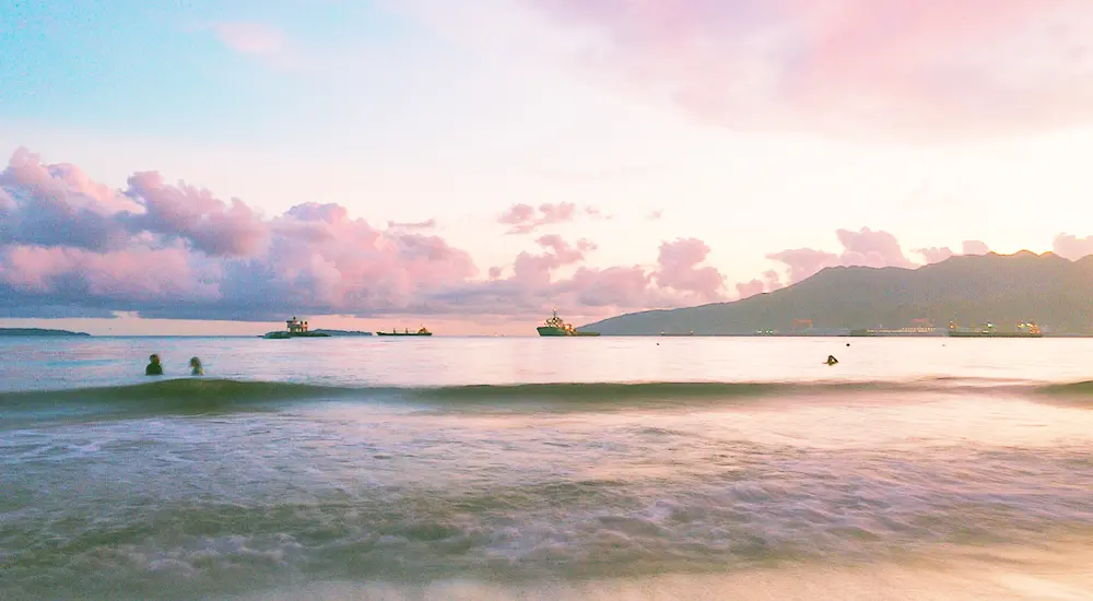 Pink Beach, Sila Island