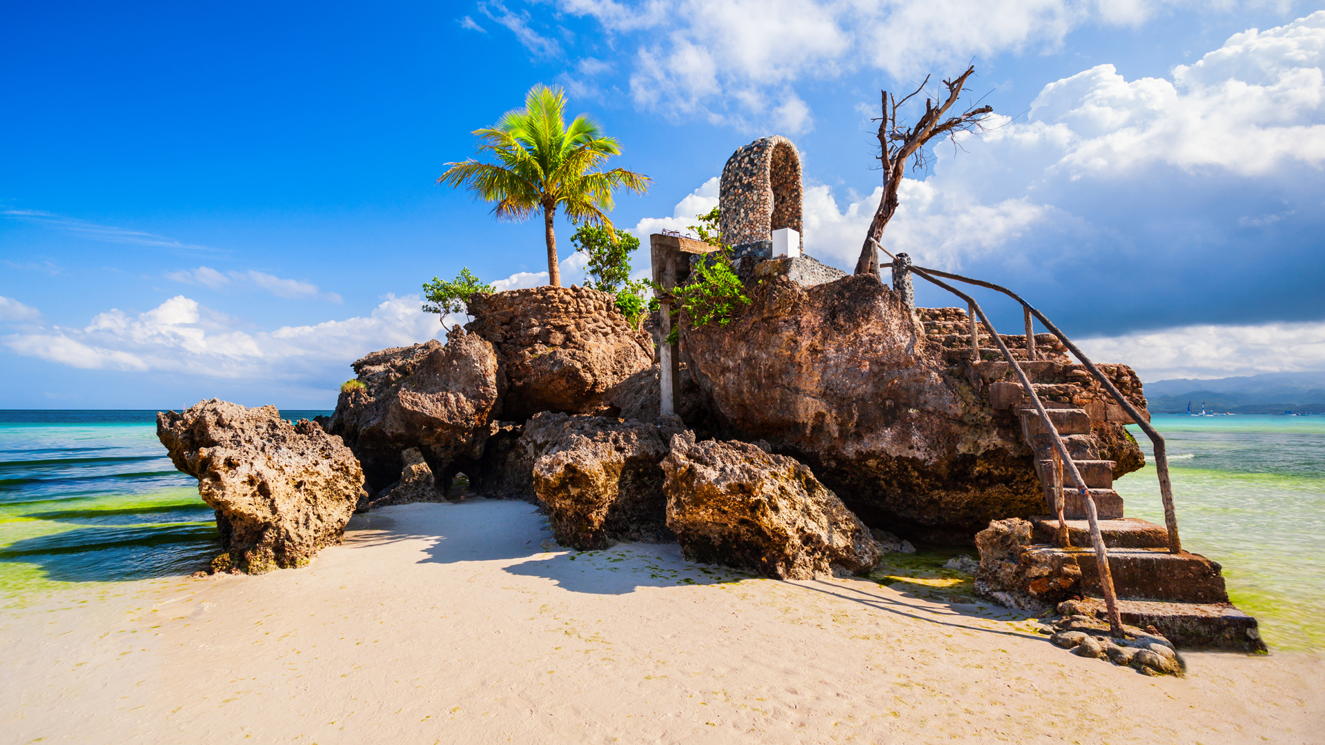 Puka Shell Beach